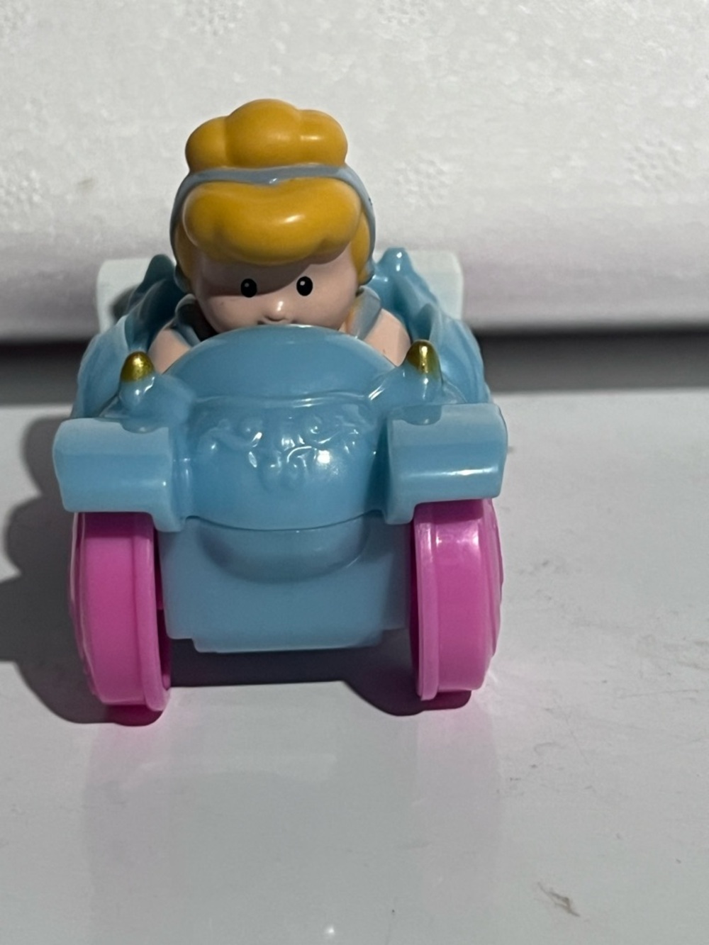 Fisher Price Little People Disney Princess Wheelies Cinderella Car Blue Pink